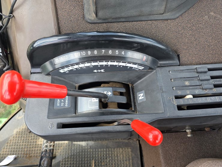 john-deere-4755-image-35