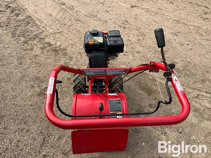 troy-bilt-super-bronco-image-16