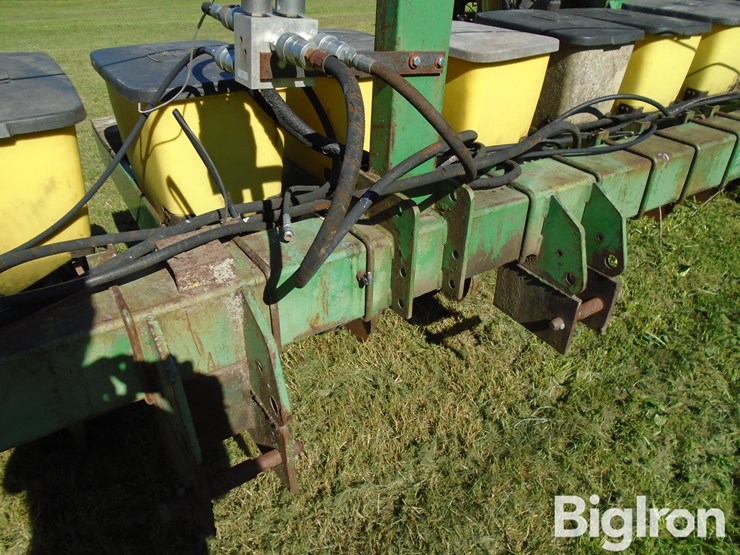 john-deere-7100-image-13