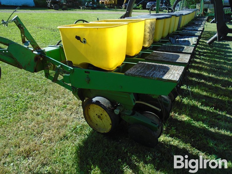 john-deere-7100-image-20