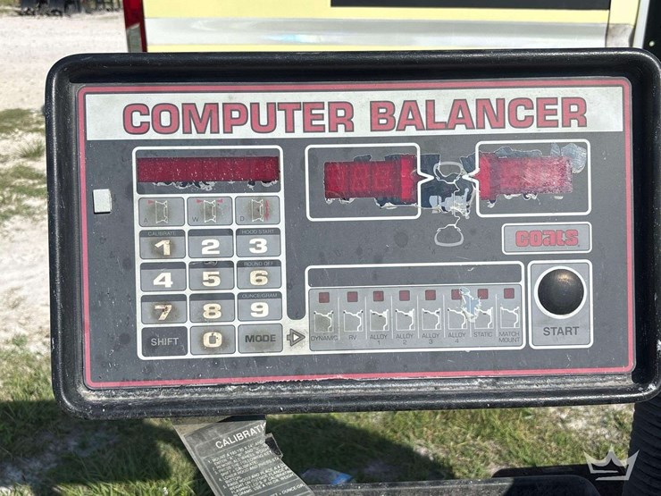 tire-balancer-machine-image-6