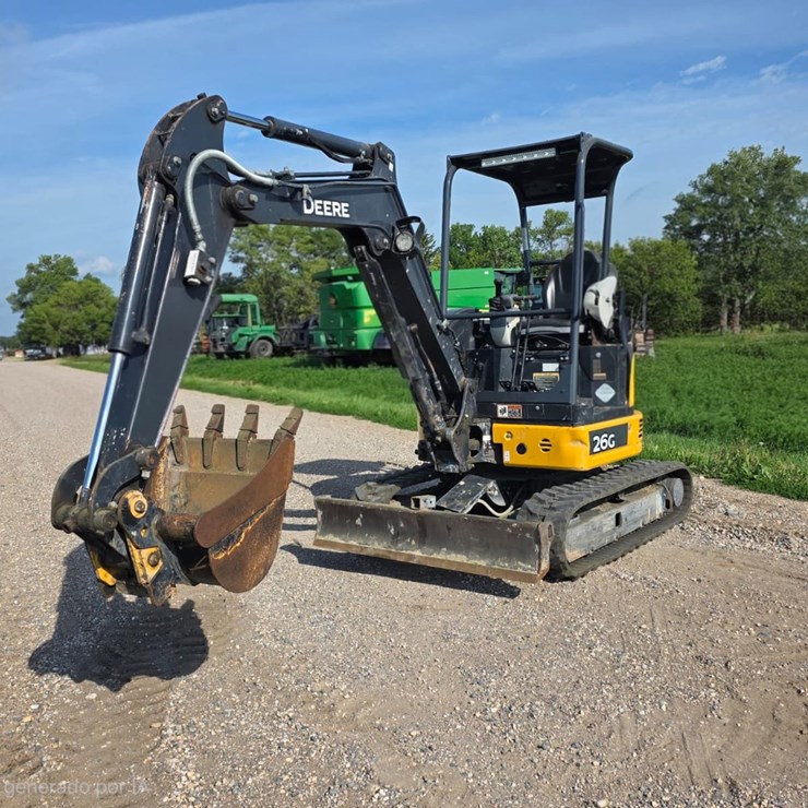 DEERE 26G