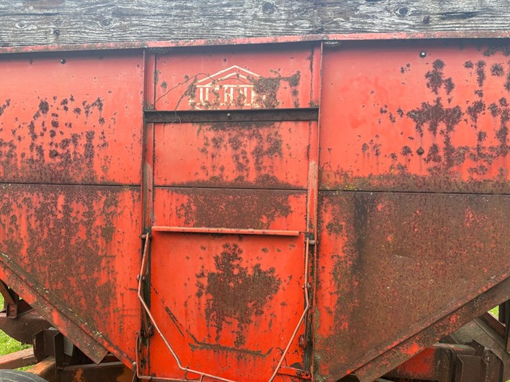 #2222-•-bushnell-gravity-box-wagon-image-12