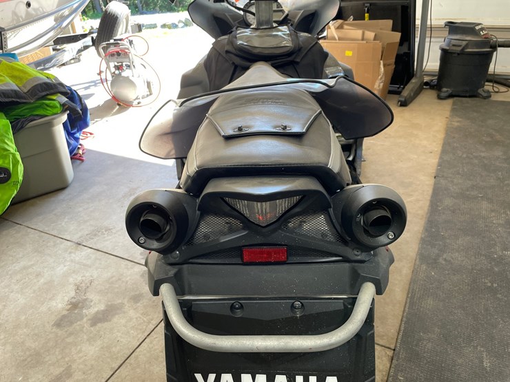 #7105-•-2007-yamaha-snowmobile-(has-registration-card)-image-5