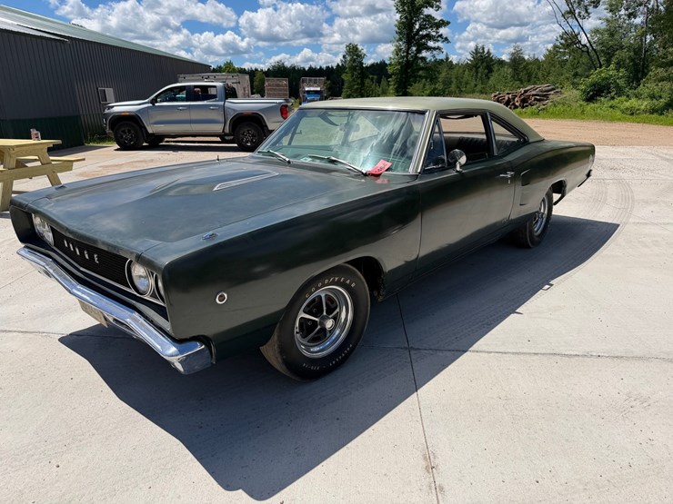 #1464-•-1968-dodge-super-bee-image-1