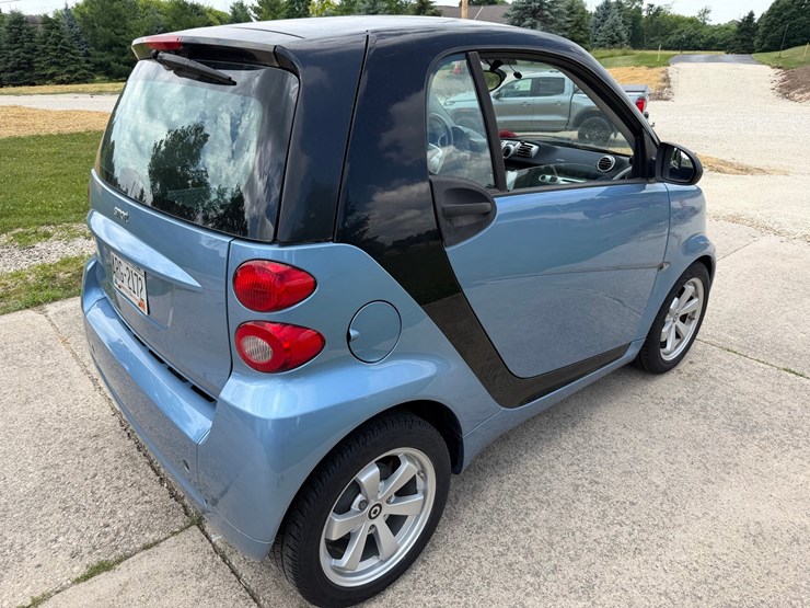 #1488-•-2012-smart-fortwo-passion-coupe-image-5