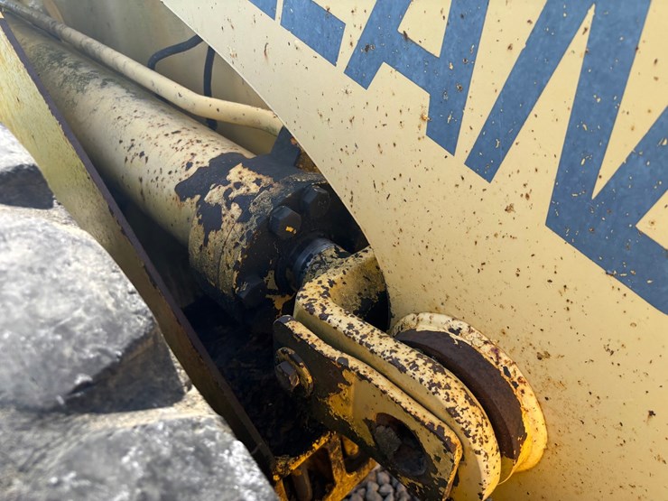 new-holland-lw170-image-67