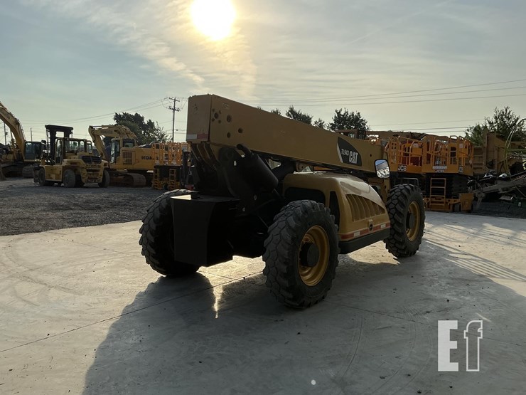2007-caterpillar-tl943-image-4
