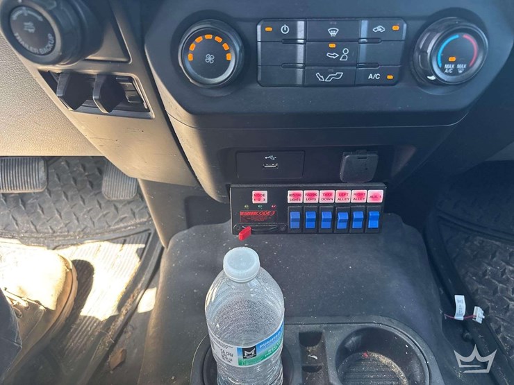 2016-ford-f150-image-16