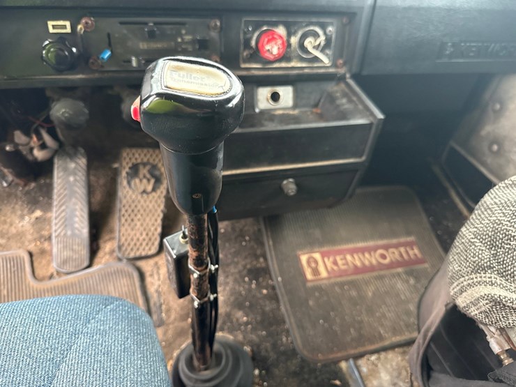 1989-kenworth-t600a-image-63
