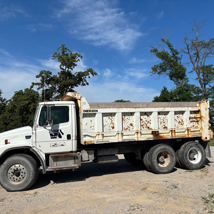 2000 FREIGHTLINER FL80