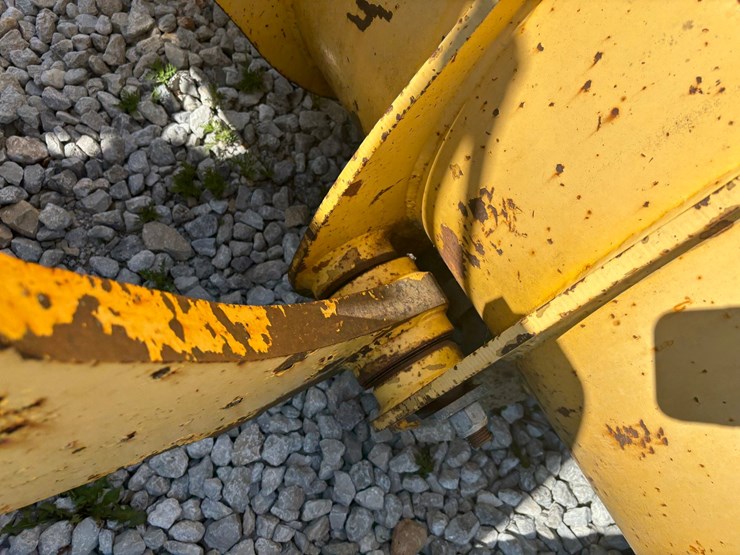 new-holland-lw170-image-73