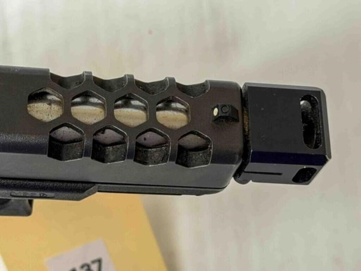 glock-pistol-image-18