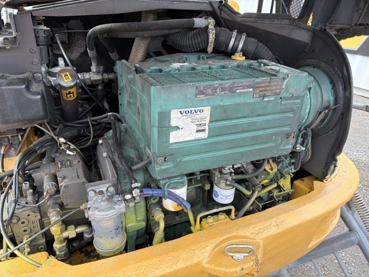2008-volvo-l35b-pro-image-14