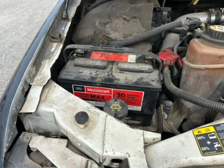 2002-ford-f550-image-31