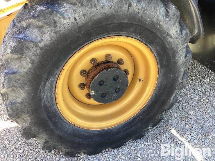 2015-caterpillar-tl1255c-image-17
