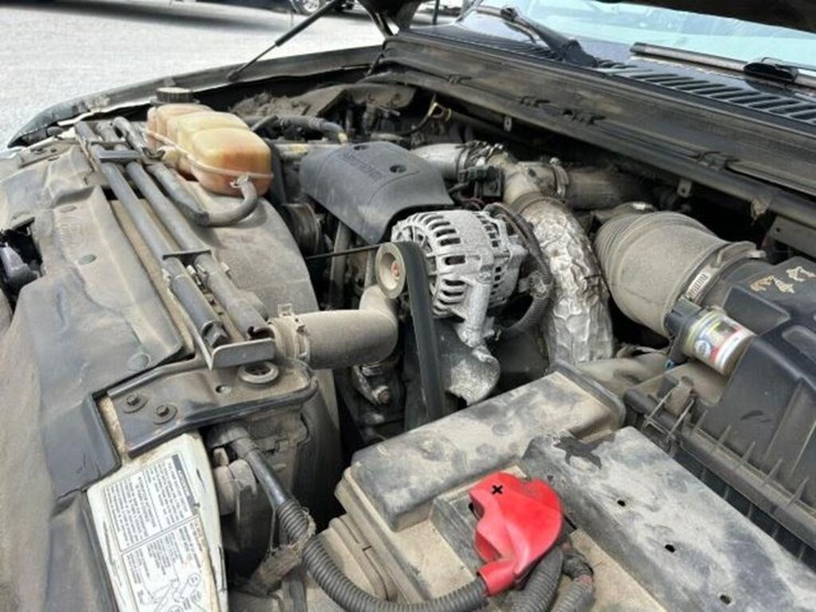 2002-ford-f550-image-27