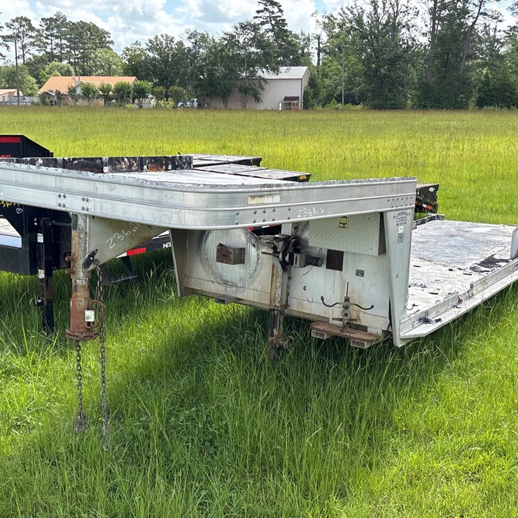 #36212 • 28FT ALUMINUM GOOSENECK TRAILER | NO TITLE