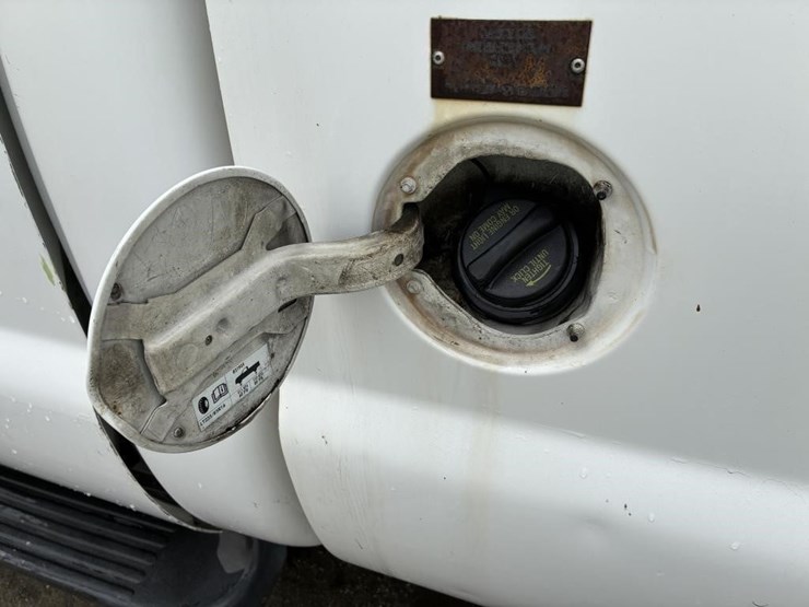 2004-ford-f250-image-9