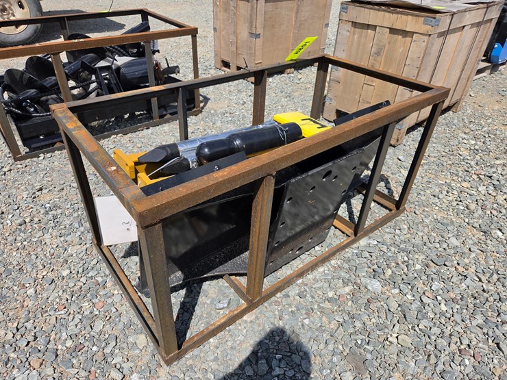 #6891-•-unused-agt-sshh680-skid-steer-breaker-hammer-attachment-image-2
