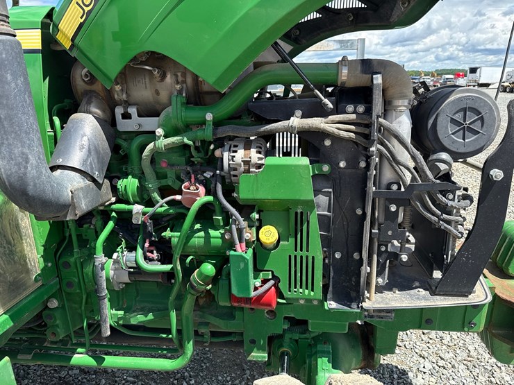 2018-john-deere-5065e-image-22