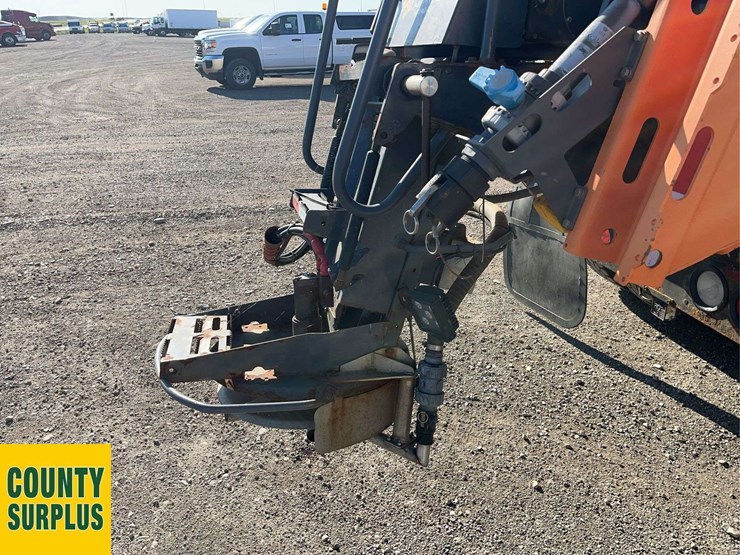 2016-international-workstar-7600-image-21