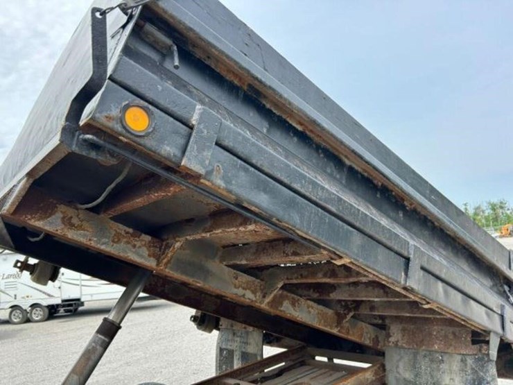 2002-ford-f550-image-56