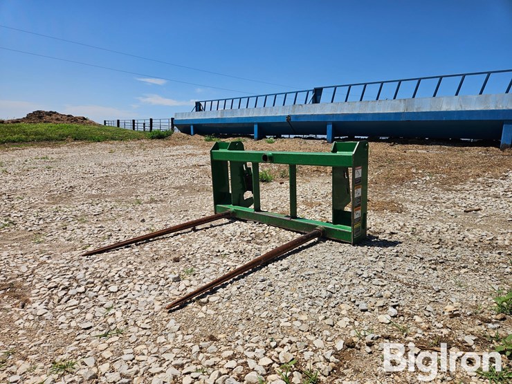 2012-john-deere-640-image-1