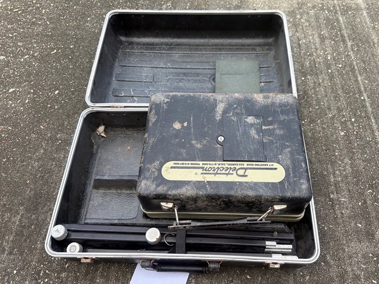 #3511-•-detectron-505-go-fer---pipe-and-cable-locator-kit-|-located-in-st.-rose,-la-image-4