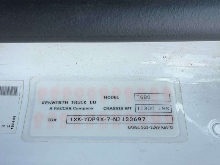 2022-kenworth-t680-image-19