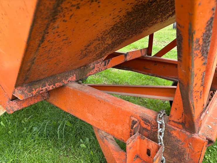 #2226-•-bradford-gravity-box-wagon-image-21