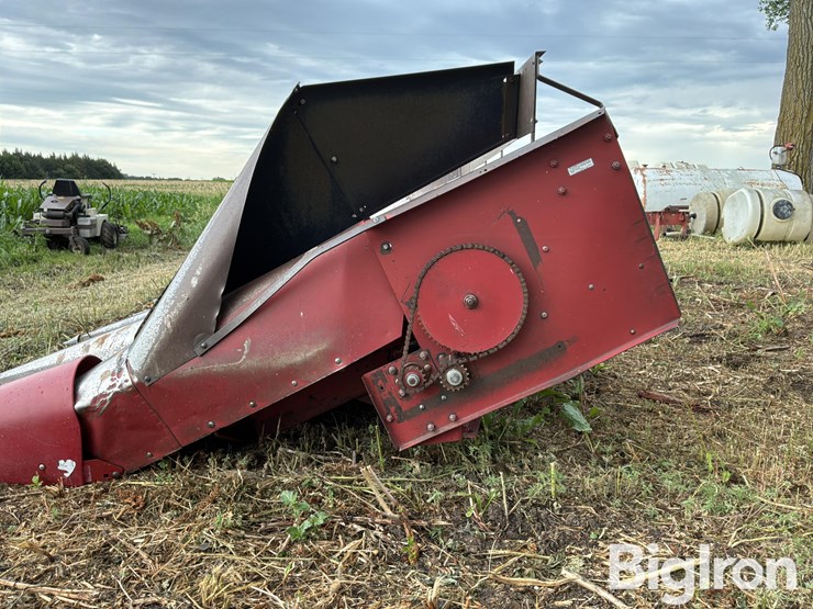 1992-case-ih-1064-image-13
