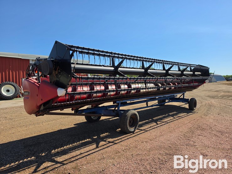 2011-case-ih-3020-image-3