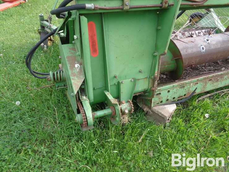 john-deere-212-image-13