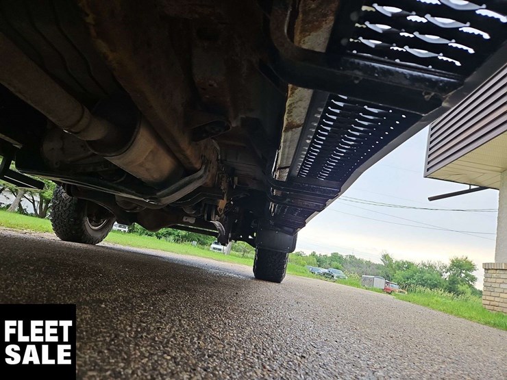 2015-ford-f350-image-34