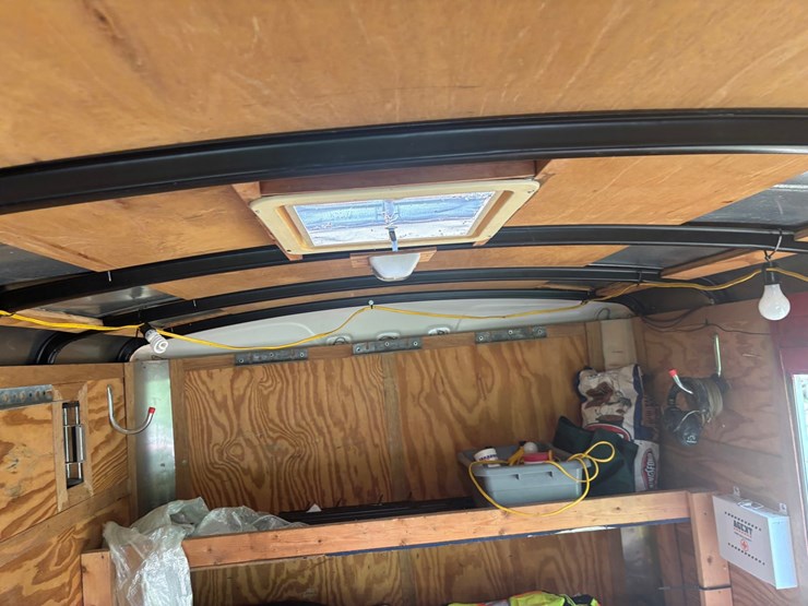 #2232-•-cargomate-16'-enclosed-trailer-image-32
