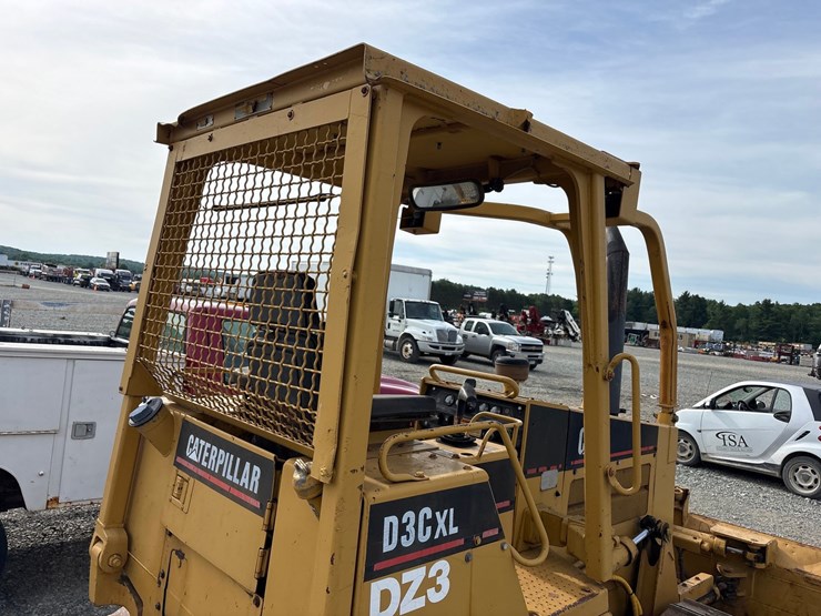 caterpillar-d3c-xl-image-12