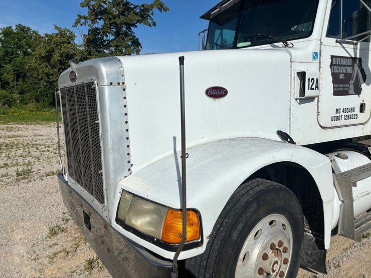 1988-peterbilt-377-image-7