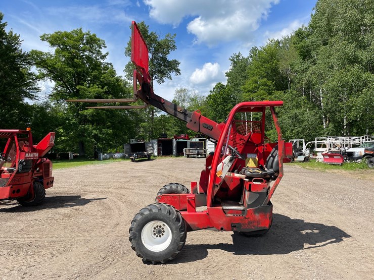 #6053-•-manitou-piggyback-forklift-image-25