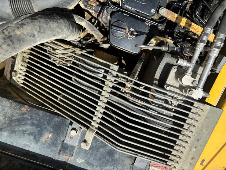 komatsu-pc200-lc-6le-image-34