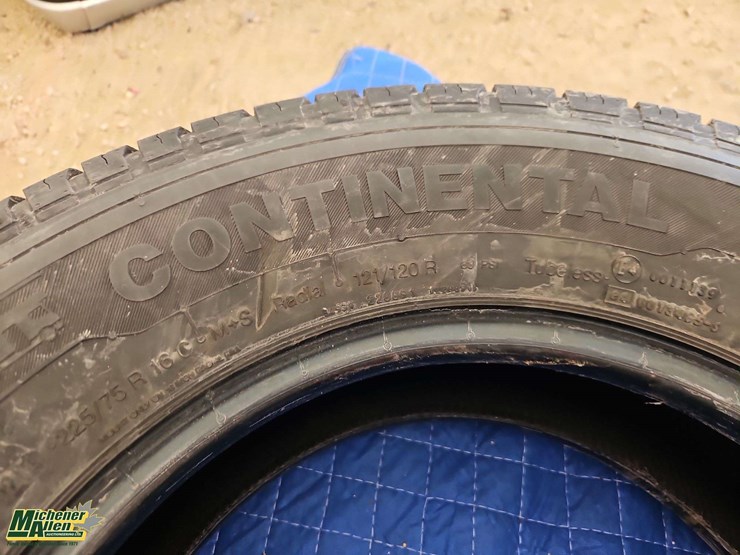 2-continental-tires-225/75-r16-image-3