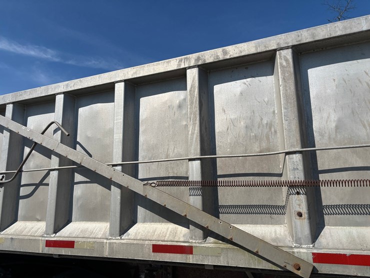 #2216-•-1978-montone-28'-end-dump-semi-trailer-image-44