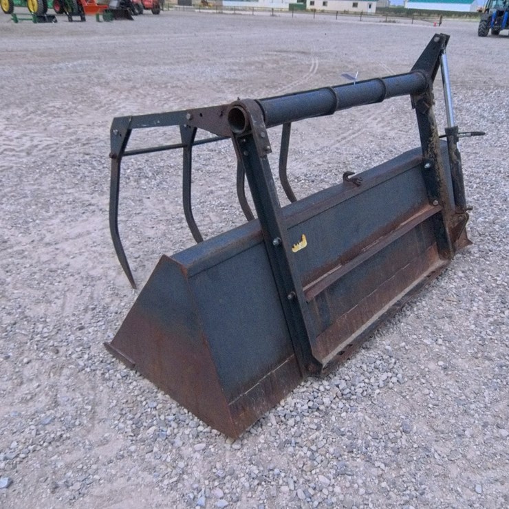 #2053 • 96 Inch Bucket With Grapple