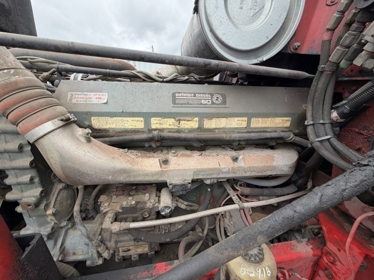 1992-freightliner-usf-1e-asphalt-distributor-truck-image-13