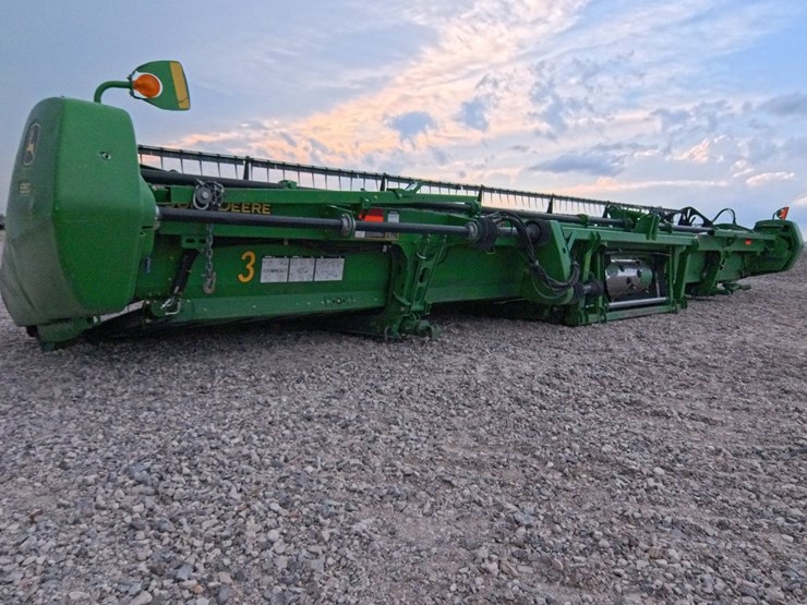 john-deere-635d-image-3