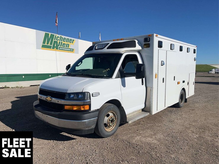 2018-chevrolet-express-s/a-ambulance-image-1