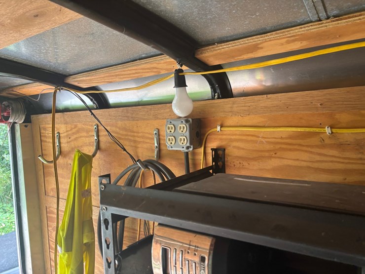 #2232-•-cargomate-16'-enclosed-trailer-image-33
