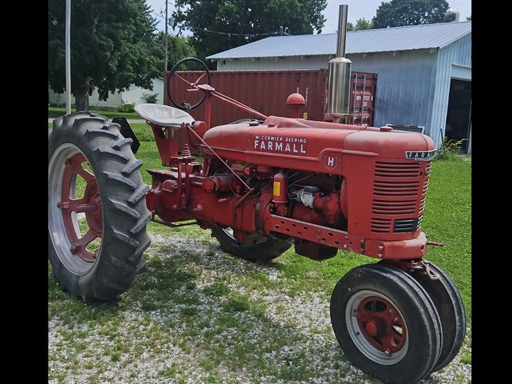 #5578-•-farmall-m-image-2