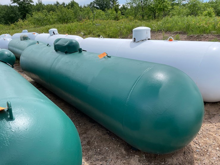 #6493-•-1000-gallon-lp-propane-tank-image-1