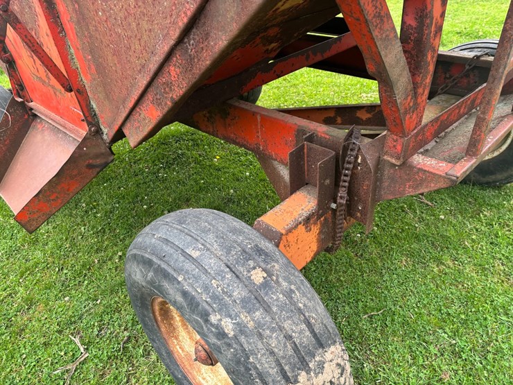 #2222-•-bushnell-gravity-box-wagon-image-10